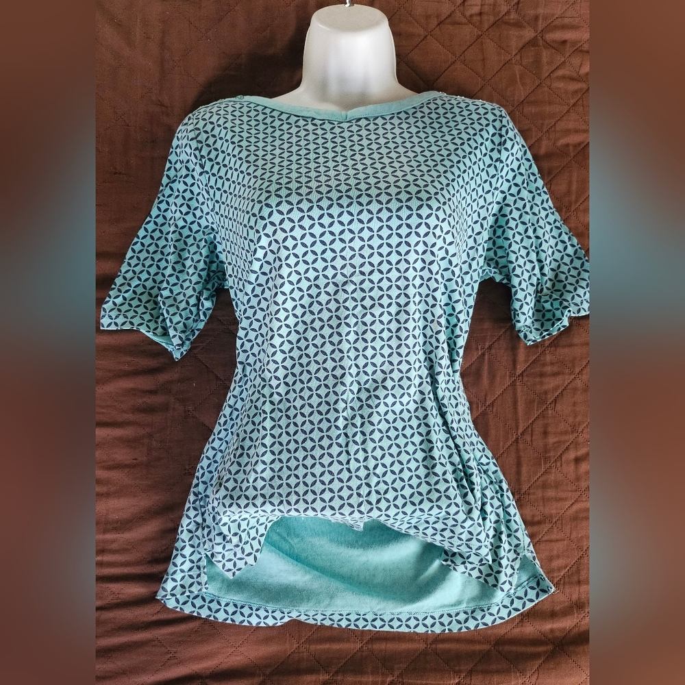 Croft and Borrow women's size medium shirt. Used
